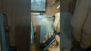 Разборка самсунг s10. Неисправность  хриплый треск в звучание динамика.