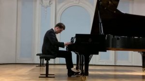 Гайдн. Соната ре мажор, Hob.XVI:51 - исп. Ильдар Саубанов