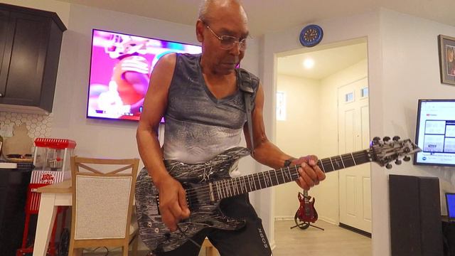 Schecter Silver Mountain C1 F/R/S смотреть онлайн