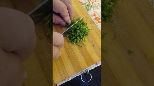 не калорийный, ПРЕКРАСНЫЙ, вкуснейший салат. смотреть онлайн