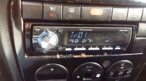 Пионеер и кнопки на руле Opel Vektra B работают вместе)