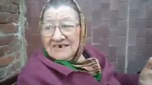 Бабка рассказывает анекдот полная ржака