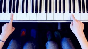 между строк - Rauf & Faik feat. Octavian (На пианино одним пальцем)