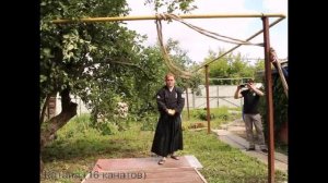 Тестовая рубка каната шашкой, тесаком, кинжалом производителя "Назаров и Калибр".