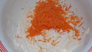 Морковные рогалики в духовке