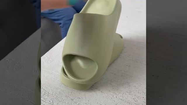 Шлепанцы женские, тренд 2022 смотреть онлайн