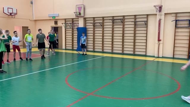 Как можно проводить школьные соревнования. смотреть онлайн