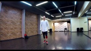 Как танцевать ШАФЛ? Движение KICK (Кик). Шафл уроки. Танцы для начинающих