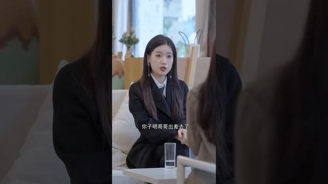 绿茶女公然挑衅七总，主动投怀送抱当小三，七总接下来一个动作让她自食恶果【陈七七】