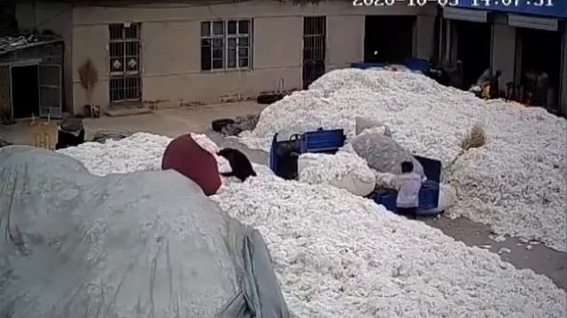 Возгорание на складе хлопка