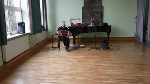 Behringer EPS500MP3 - Instrument and vocal test