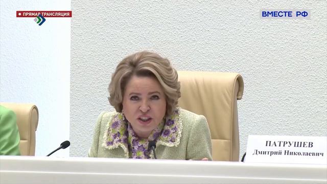 Глава Коми проинспектировал ход работ в доме культуры села Айкино