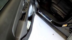 Светящиеся накладки на пороги для разных авто