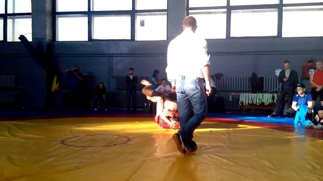 Станислав Сухоруков ("GB" Харьков) VS Артур Кащеев ("АБИ ЧЕСТЬ") 2я схватка УПКБ 28.09.2014 смотреть онлайн