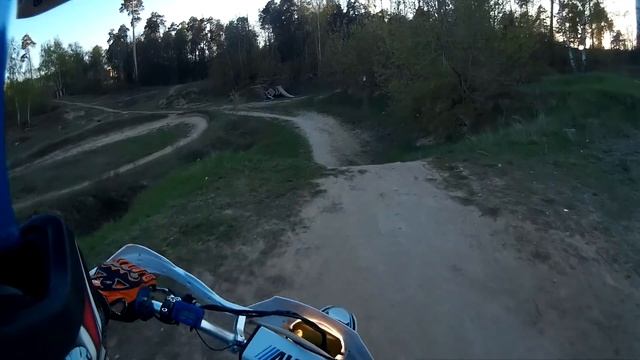 Вечерняя прогулка на питбайке AVM tt160 xlr смотреть онлайн