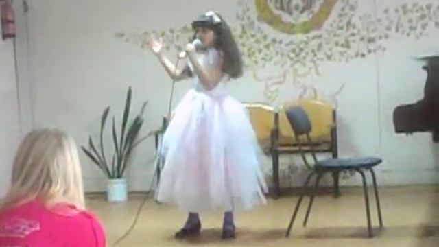 Игнатьева Люба экзамен по вокалу 3 класс смотреть онлайн