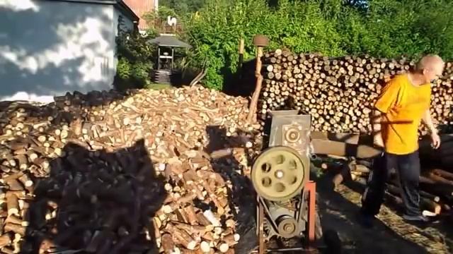 Супер машина для резки дров..... смотреть онлайн