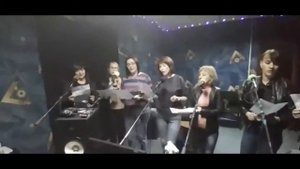 Музыкальное поздравление родителей выпускникам 4 класс.