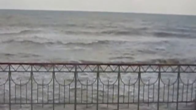 Дедеркой - Туапсе .Электричкой вдоль берега смотреть онлайн