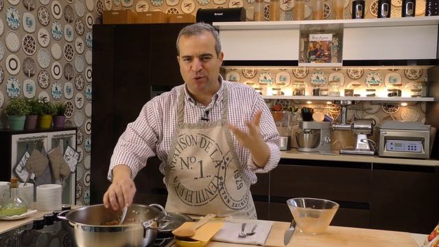 Зеленчуково пастицио с телешко и пълнозърнеста паста смотреть онлайн