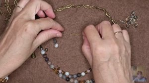 Двухрядное колье из агата ботсвана.