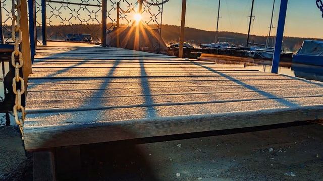 Осеннее утро на Верх-Нейвинском пруду смотреть онлайн