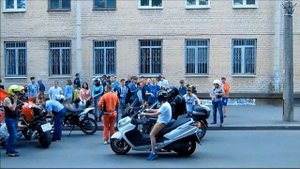 ЛВЦ - МЦР Санкт-Петербург в Павловске "Вокруг света на мотоцикле  Владимир Ярец" (20.06.2015)