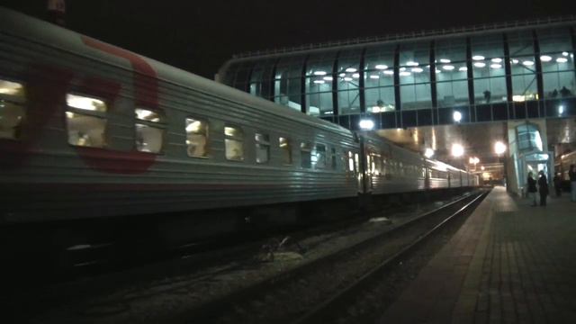 Прибытие ЭП1М-550 с поездом №34 Москва — Владикавказ смотреть онлайн