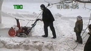 Хонда HS 622 ET, убираем тяжелый мартовский снег