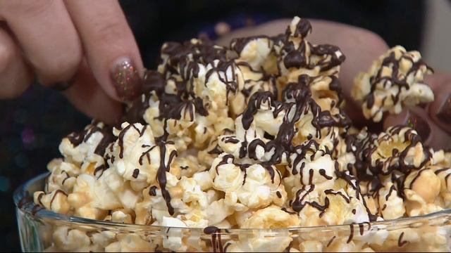 Maggie & Mary's 6 Pack of Pop It-Top It Popcorn Assortment on QVC смотреть онлайн