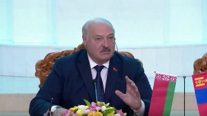 Лукашенко: "В Украине уже некому воевать!!! Россияне не хотят этой войны!!!"