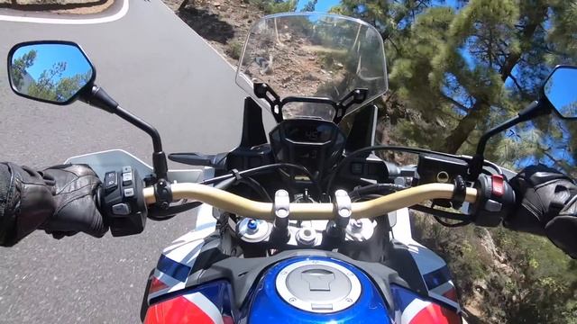 Honda CRF1000L Africa Twin 2017 - In-depth review смотреть онлайн