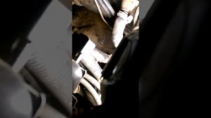 BMW 5 e39 снятие стартера и замена прокладки выпускного коллектора ЧАСТЬ1