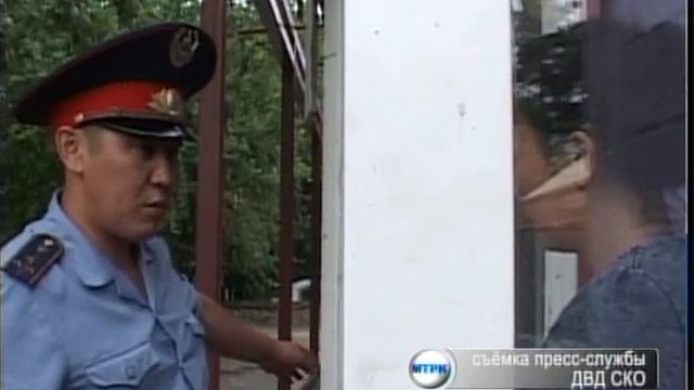 В зоне внимания - места стихийной торговли, ветхие фасады и горы мусора смотреть онлайн