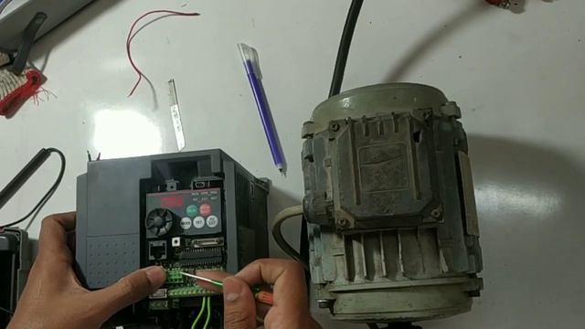 Mitsubishi E700  Inverter Wiring Diagram.
