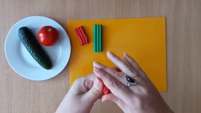 Ліплення "Огірок та помідор" (ранній вік) смотреть онлайн