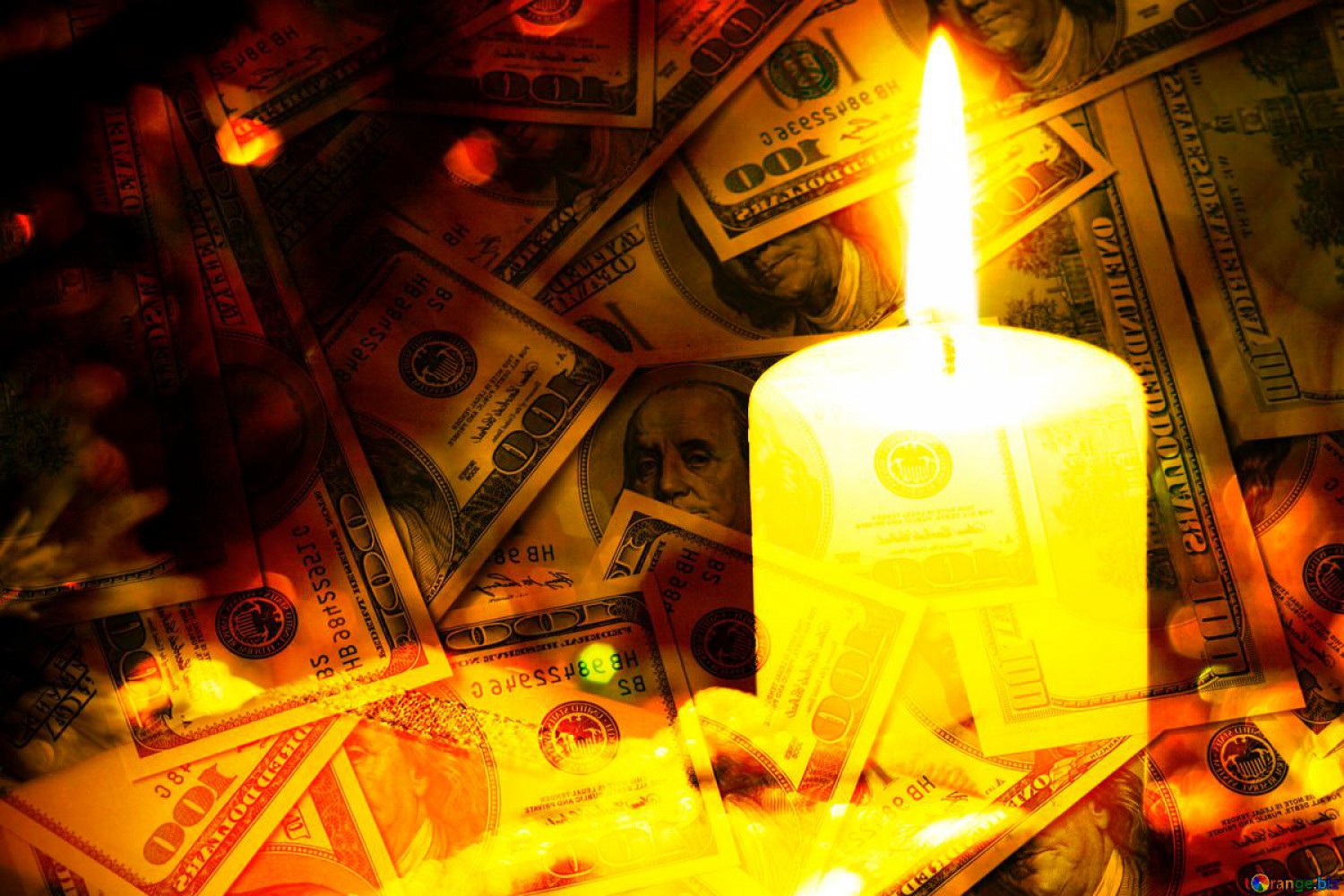 Луна денег свеча. Магия на деньги и богатство. Ритуал на богатство. Ритуал на богатство и деньги. Свеча и деньги.