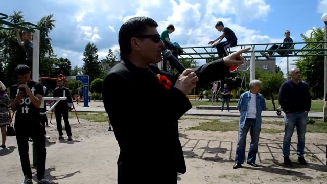 Подтягивание и подъем с переворотом на фестивале "Воркаут" в Северодонецке смотреть онлайн