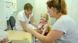 Видео занятие дефектолога с ребенком с ДЦП. Дефектология. Учебный центр Зорго