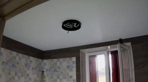 Монтаж светильника под натяжной потолок