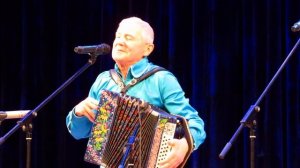 _Одуванчик _ исполняет Алексей Мазуров