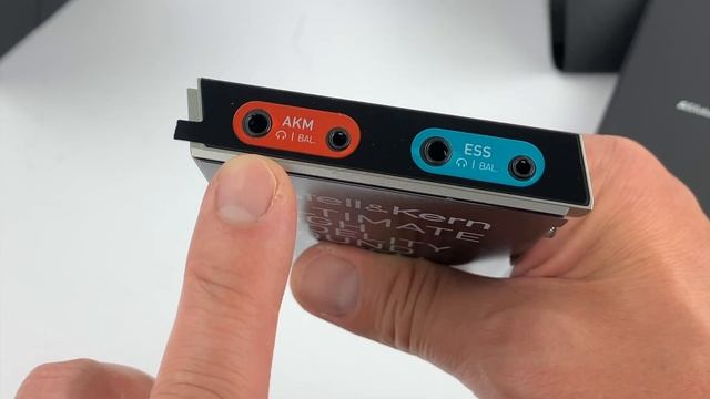 First Look! Astell&Kern A&Futura SE200