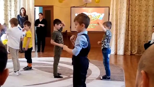 Праздник 23 февраля смотреть онлайн