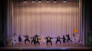 Танец "Пойдем с тобой гулять по крышам"