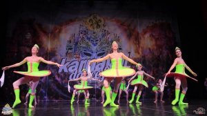 Стилизация на пуантах танец - Калинка