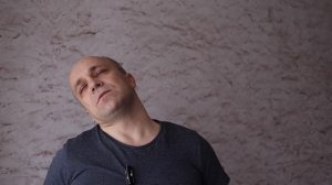 3 упражнения для шеи освободят шею от зажимов и спазм