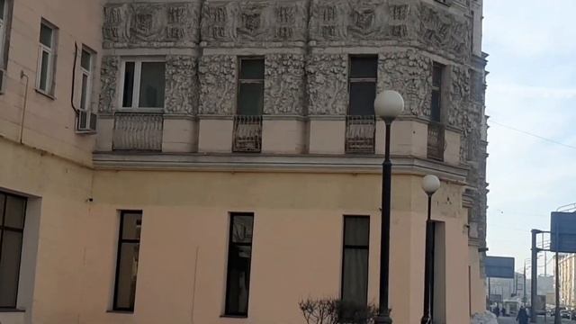 Прогулки по Москве. По Кутузовскому проспекту. "Дом-Урожай" на Кутузовском смотреть онлайн