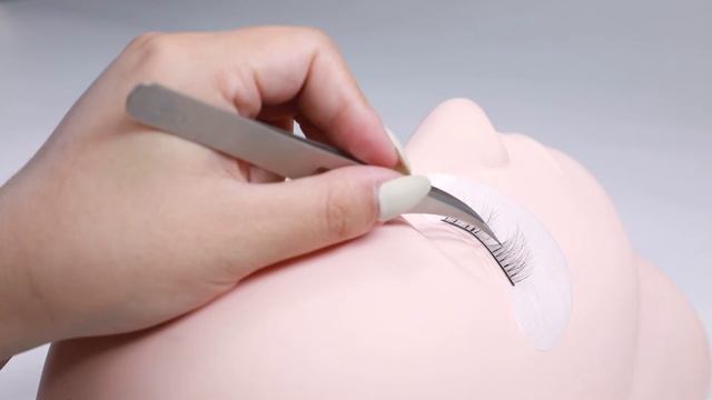 EYELASH EXTENSION TIPS ON HOW TO PROPERLY PICK AND ISOLATE| BEYELIAN ONLINE COURSE 003 смотреть онлайн