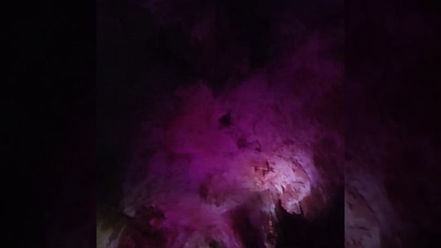 Пещера Прометея (груз. პრომეთეს მღვიმე), известная также как пещера Кумистави смотреть онлайн