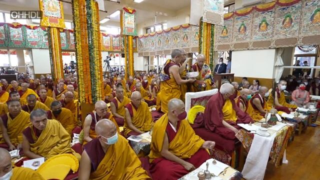 Молебен о долголетии Его Святейшества Далай-ламы смотреть онлайн